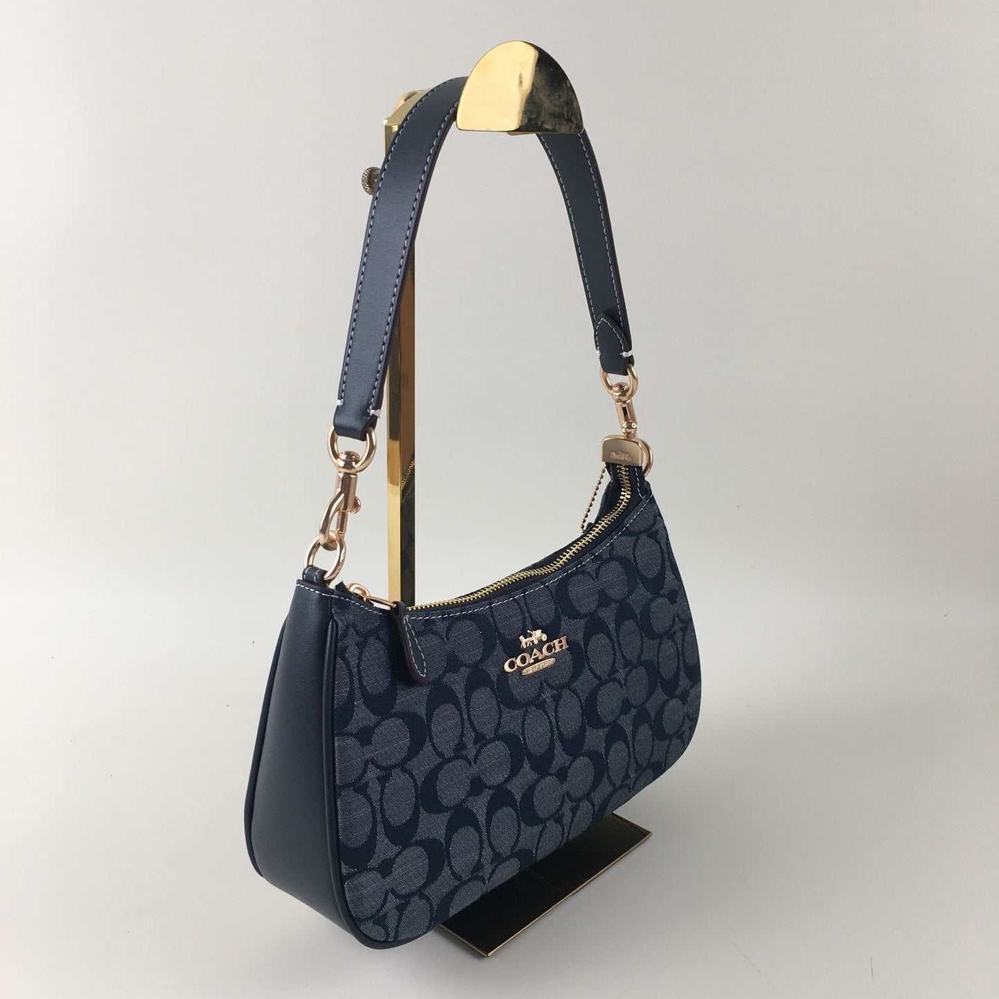 COACH Teri Shoulder Bag Signature Chambray CH139 π
