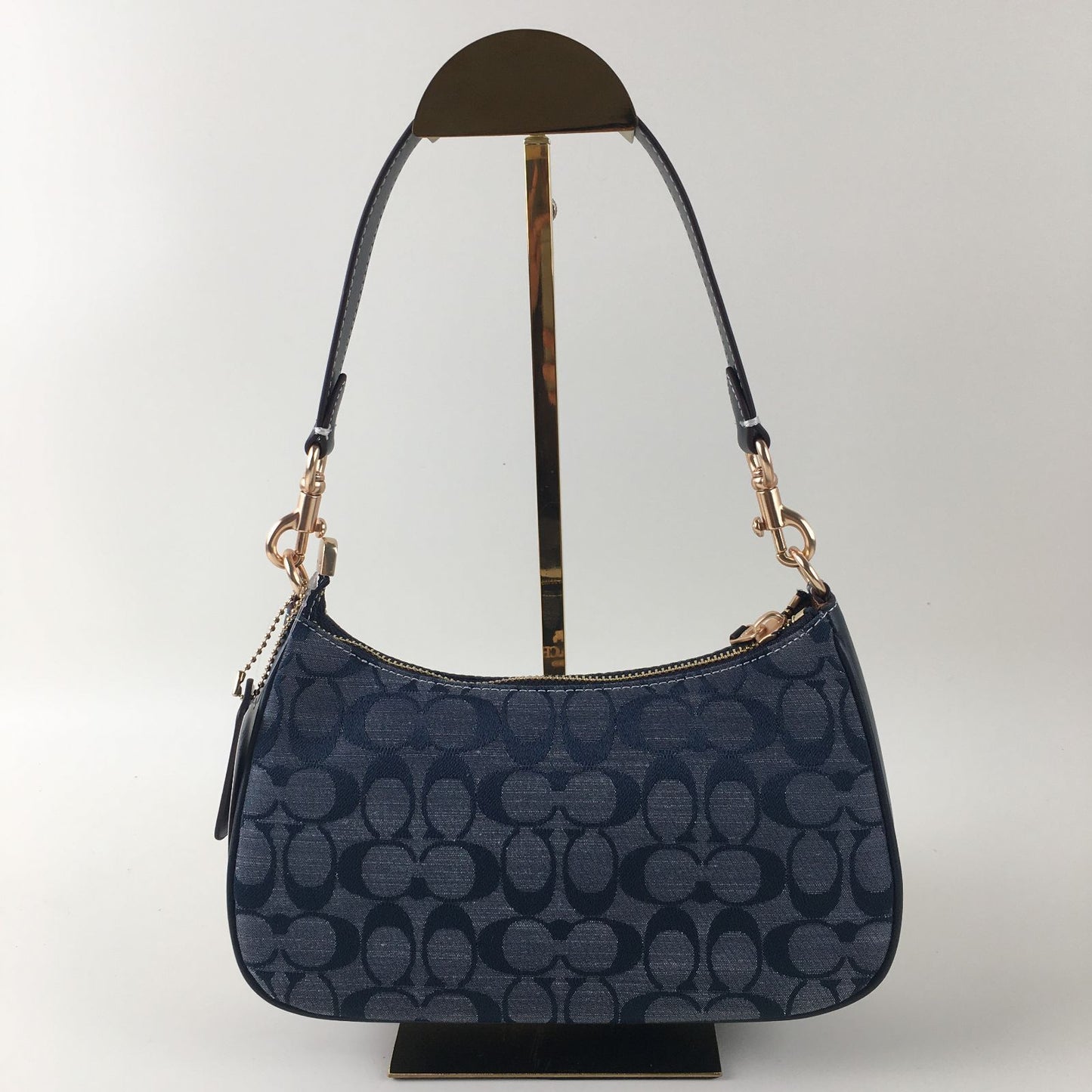 COACH Teri Shoulder Bag Signature Chambray CH139 π