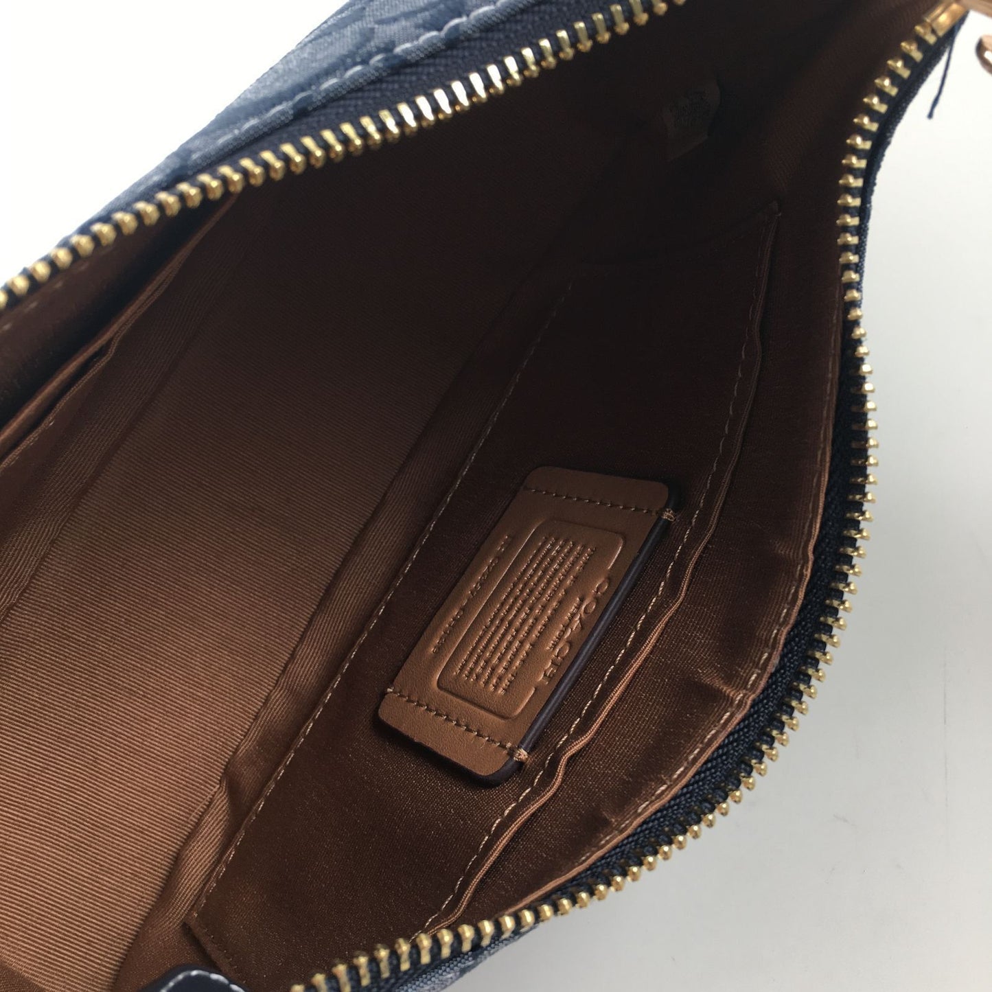COACH Teri Shoulder Bag Signature Chambray CH139 π