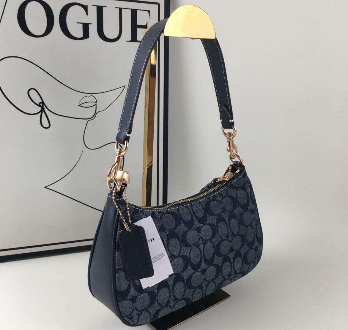 OACH CH139 Teri Shoulder Bag β Signature Chambray Blue 2-Way Shoulder Bag π